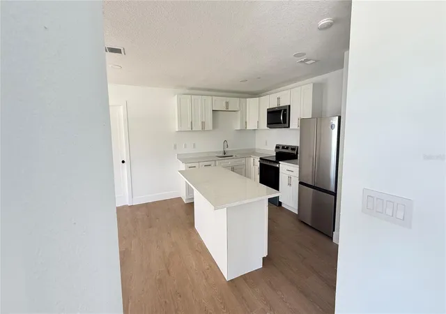 Photo 5 of Single family home for sale at 379 Marion Oaks Ln, Ocala, FL 34473 | MLS# TB8536432 | Listing updated on 2026-08-25
