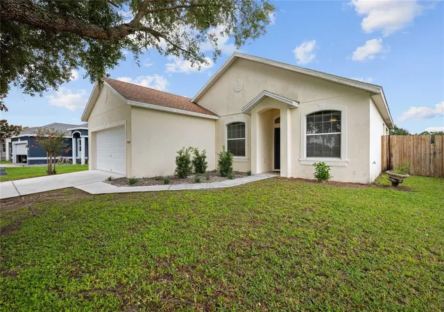 1st image of 2556 Se 75th Blvd, Bushnell, FL 33513 | MLS# G5116134
