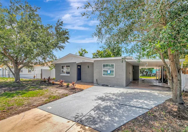 Photo 2 of Single family home for sale at 4845 San Pablo Pl, Tampa, FL 33634 | MLS# TB8536452 | Listing updated on 2026-08-27