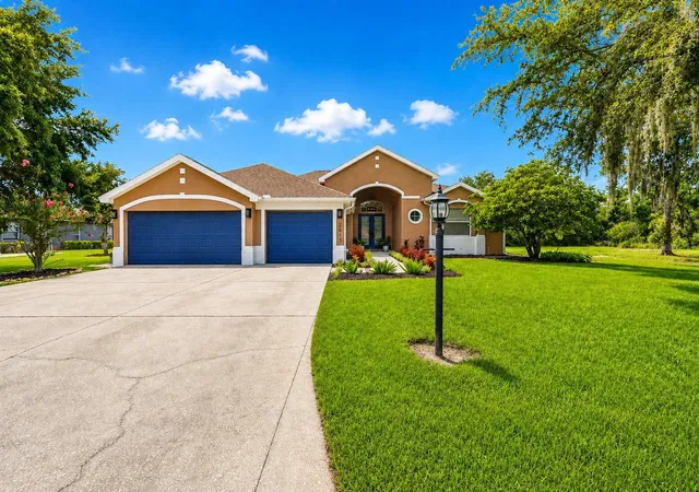 2nd image of 2813 Hampton Pl Ct, Plant City, FL 33566 | MLS# TB8536456