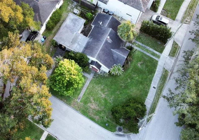 Photo 3 of Land for sale at 2942 Helen Ave, Orlando, FL 32804 | MLS# O6431312 | Listing updated on 2026-08-25