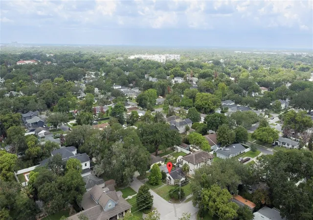 5th image of 2942 Helen Ave, Orlando, FL 32804 | MLS# O6431312