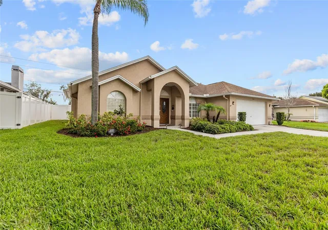 2nd image of 22861 Sterling Manor Loop, Lutz, FL 33549 | MLS# TB8536464