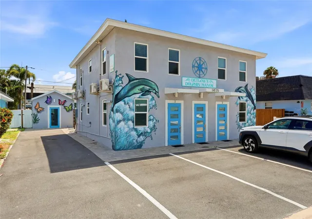 3rd image of 14135 Palm St, Madeira Beach, FL 33708 | MLS# TB8536467