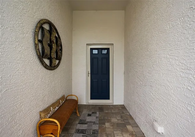 Photo 4 of House for sale at 1553 Arlington Oaks Ct, Trinity, FL 34655 | MLS# W7888332 | Listing updated on 2026-09-19