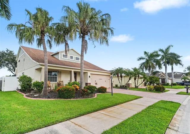 Photo 2 of Single family home for sale at 7124 34th Street E, Sarasota, FL 34243 | MLS# A4702245 | Listing updated on 2026-09-23