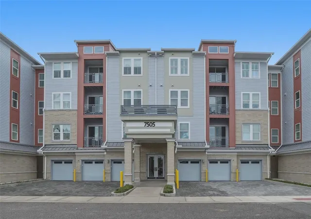 Photo 3 of Condo for sale at 7505 Laureate Blvd #2408, Orlando, FL 32827 | MLS# O6431333 | Listing updated on 2026-09-17