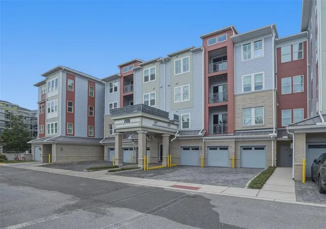 Listing Photo 4 - Condo for sale in building located at 7505 Laureate Blvd, Orlando, FL 32827 - Unit #2408
