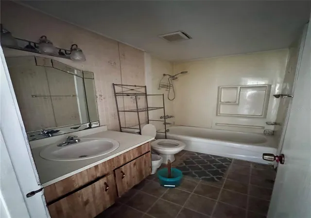 5th image of 920 Boulder Dr, South Daytona, FL 32119 | MLS# NS1088936