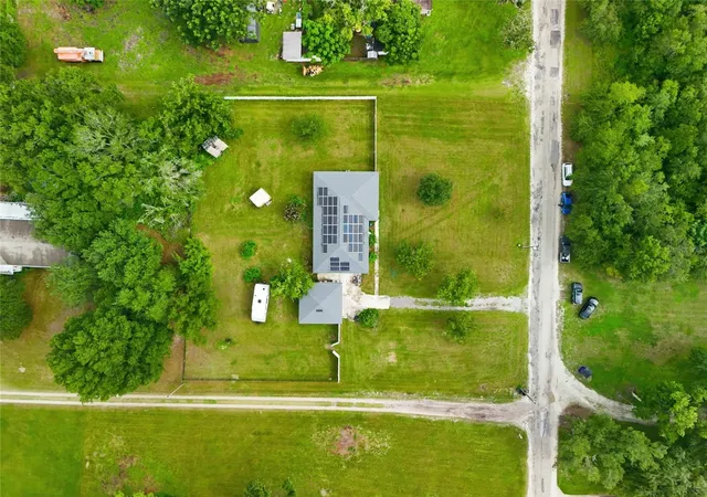 Photo 3 of Single family home for sale at 4741 Seaberg Rd, Zephyrhills, FL 33541 | MLS# TB8536500 | Listing updated on 2026-10-06