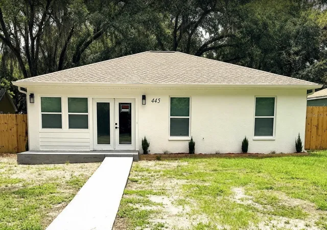 1st image of 445 Nw 10th Ave, Webster, FL 33597 | MLS# O6431361