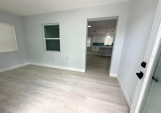 2nd image of 445 Nw 10th Ave, Webster, FL 33597 | MLS# O6431361