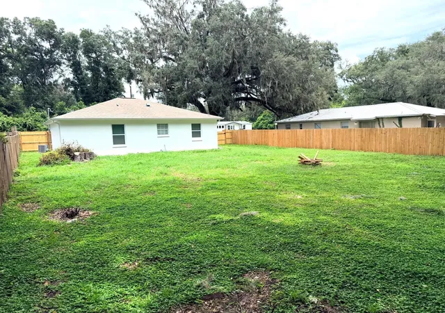 27th image of 445 Nw 10th Ave, Webster, FL 33597 | MLS# O6431361