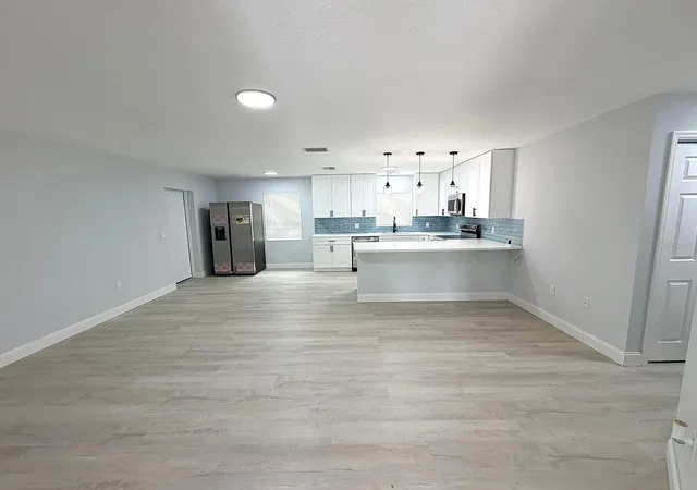 3rd image of 445 Nw 10Th Ave, Webster, FL 33597 | MLS# O6431361