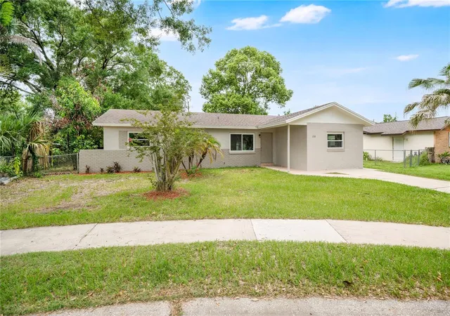 Photo 2 of Sale Pending at 130 Kasey Dr, Orlando, FL 32807 | MLS# O6431365 | Listing updated on 2026-08-28