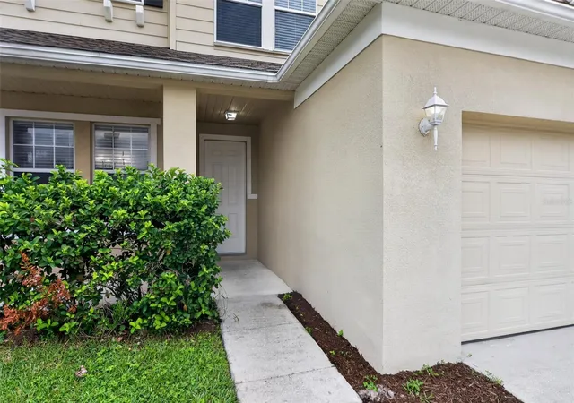 3rd image of 1215 Alapaha Ln, Orlando, FL 32828 | MLS# O6431371