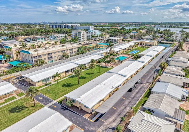 Photo 4 of Condo for sale at 6006 Midnight Pass Rd #60, Sarasota, FL 34242 | MLS# A4702254 | Listing updated on 2026-08-25