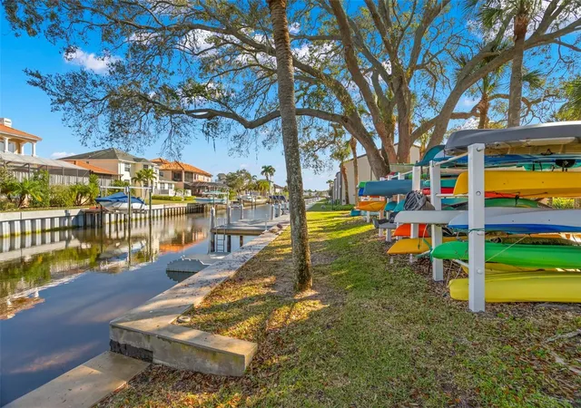36th image of 412 Moorings Cove Dr #7H, Tarpon Springs, FL 34689 | MLS# TB8536531