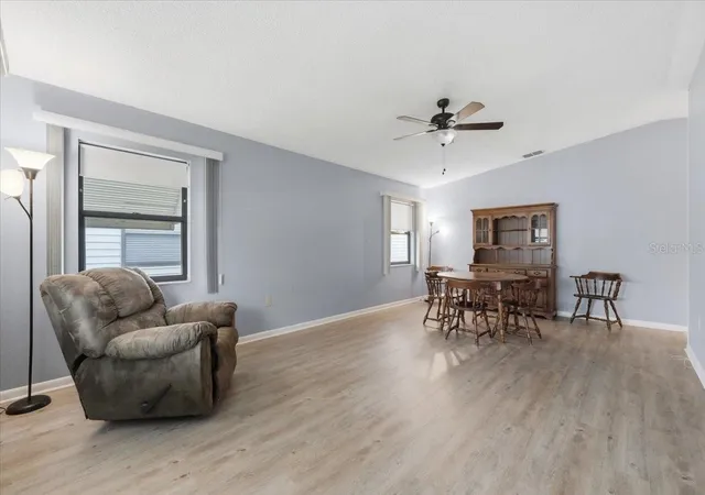 3rd image of 3231 Bear Creek Ln, Lakeland, FL 33810 | MLS# L4964076
