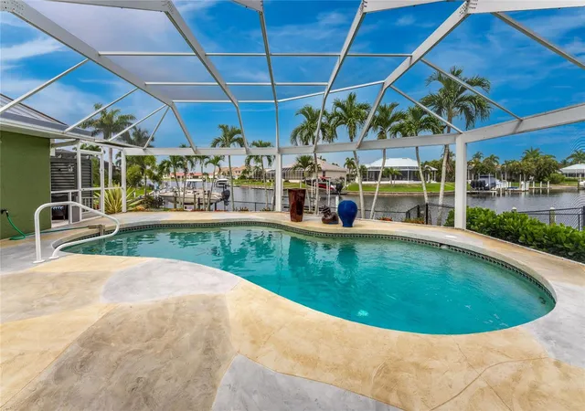 Photo 3 of Single family home for sale at 3601 Whippoorwill Ct, Punta Gorda, FL 33950 | MLS# C7529301 | Listing updated on 2026-09-12