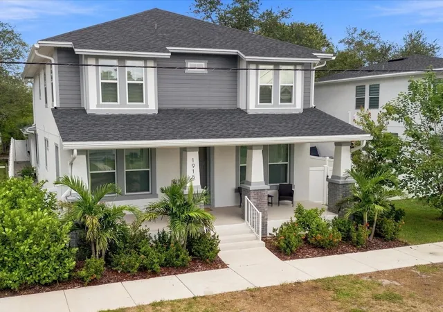 Photo 2 of Single family home for sale at 1915 W State St, Tampa, FL 33606 | MLS# C7529303 | Listing updated on 2026-09-23