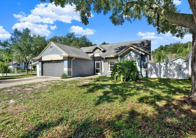 5th image of 1427 Bay View St, Tarpon Springs, FL 34689 | MLS# W7888343
