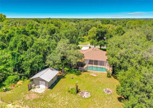 Photo 3 of Sale Pending at 2833 S Rose Ave, Inverness, FL 34450 | MLS# TB8536572 | Listing updated on 2026-08-31