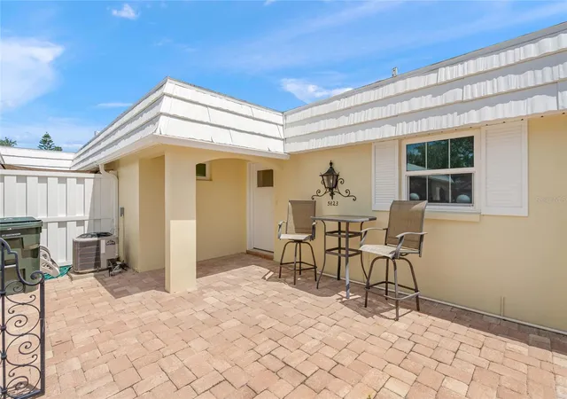 Photo 3 of Single family home for sale at 5823 Tidewood Ave #19, Sarasota, FL 34231 | MLS# A4702263 | Listing updated on 2026-08-11