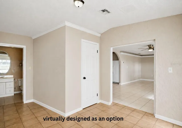 Photo 4 of Single family home for sale at 805 Center St, Dundee, FL 33838 | MLS# S5155176 | Listing updated on 2026-09-25