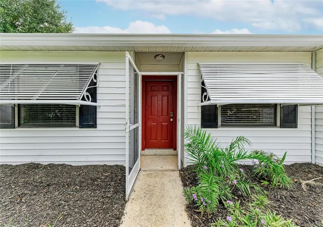 5th image of 5506 82Nd Avenue Dr E, Palmetto, FL 34221 | MLS# A4702272