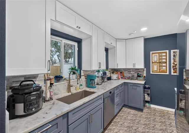 5th image of 11373 67Th Ave, Seminole, FL 33772 | MLS# TB8536599
