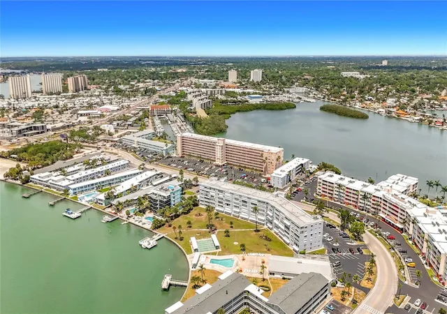 2nd image of 1868 Shore Dr S, SOUTH PASADENA, FL 33707