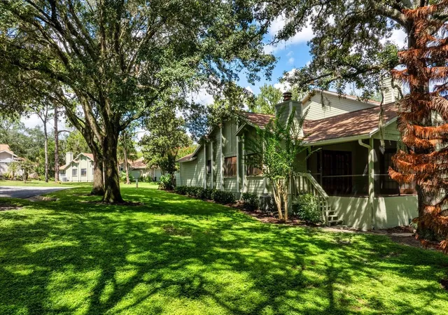 Photo 3 of Townhouse for sale at 437 Stanton Pl, Longwood, FL 32779 | MLS# O6431447 | Listing updated on 2026-10-04