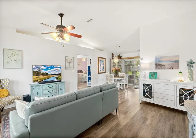 Photo 4 of Single family home for sale at 45 Pershing Ln, Palm Coast, FL 32164 | MLS# FC320510 | Listing updated on 2026-10-06