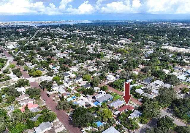 Photo 3 of Single family home for sale at 6210 4th Avenue S, Saint Petersburg, FL 33707 | MLS# TB8536623 | Listing updated on 2026-09-28