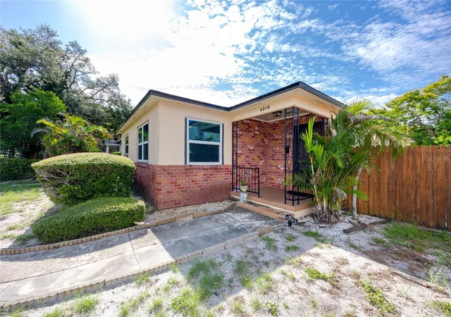 Photo 4 of Single family home for sale at 6210 4th Avenue S, Saint Petersburg, FL 33707 | MLS# TB8536623 | Listing updated on 2026-09-28
