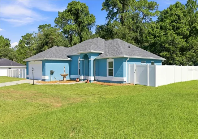 Photo 2 of Single family home for sale at 7411 Sw 128th Street, Ocala, FL 34473 | MLS# OM729907 | Listing updated on 2026-08-10
