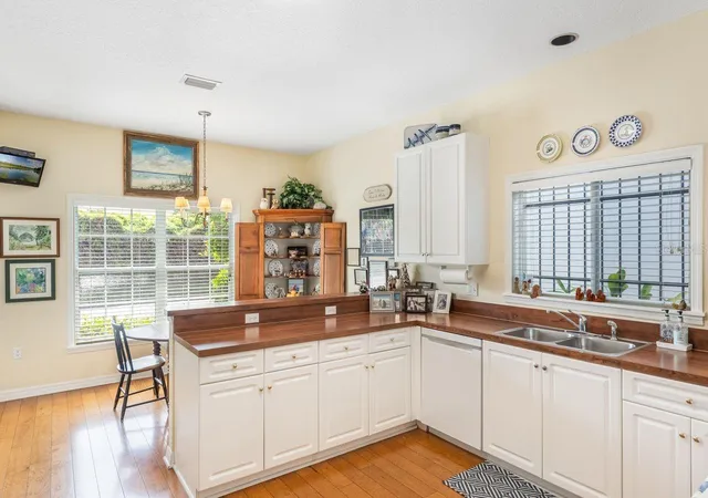 4th image of 2175 S Countryside Cir S, Orlando, FL 32804 | MLS# O6431462