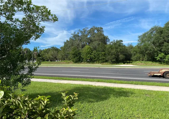 8th image of 524 S Hwy 27/441, Lady Lake, FL 32159 | MLS# G5116157