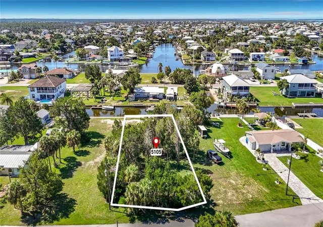 3rd image of 5099 Cedarbrook Ln, Hernando Beach, FL 34607 | MLS# TB8536632