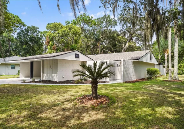 Photo 3 of Single family home for sale at 580 Devonshire Blvd, Longwood, FL 32750 | MLS# O6431474 | Listing updated on 2026-09-22