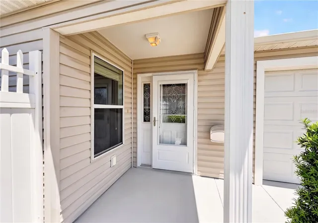 Photo 3 of House for sale at 1933 Fiddlewood Pl, The Villages, FL 32162 | MLS# G5116159 | Listing updated on 2026-09-22