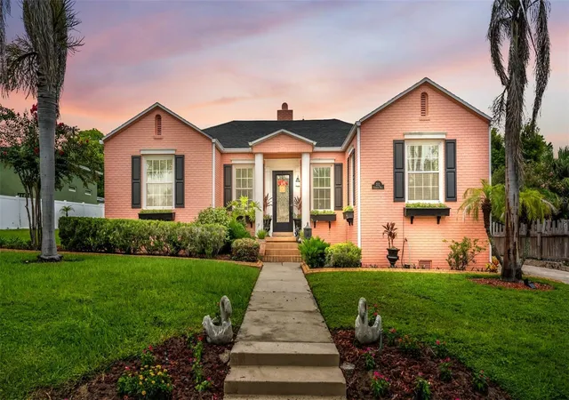 Photo 1 of Single family home for sale at 212 Kenwith Rd, Lakeland, FL 33803 | MLS# L4964086 | Listing updated on 2026-08-21