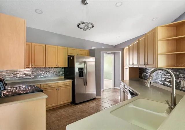 3rd image of 5336 Edgewater Wy #11, Oxford, FL 34484 | MLS# O6431511