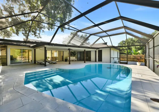 3rd image of 207 Dunbridge Dr, Palm Harbor, FL 34684 | MLS# TB8536660