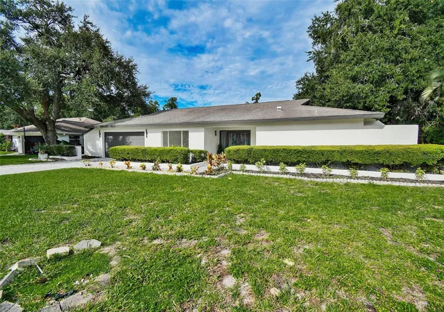 Photo 3 of Single family home for sale at 207 Dunbridge Dr, Palm Harbor, FL 34684 | MLS# TB8536660 | Listing updated on 2026-09-27