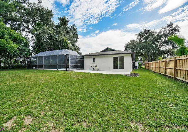 Photo 3 of Single family home for sale at 207 Dunbridge Dr, Palm Harbor, FL 34684 | MLS# TB8536660 | Listing updated on 2026-09-27