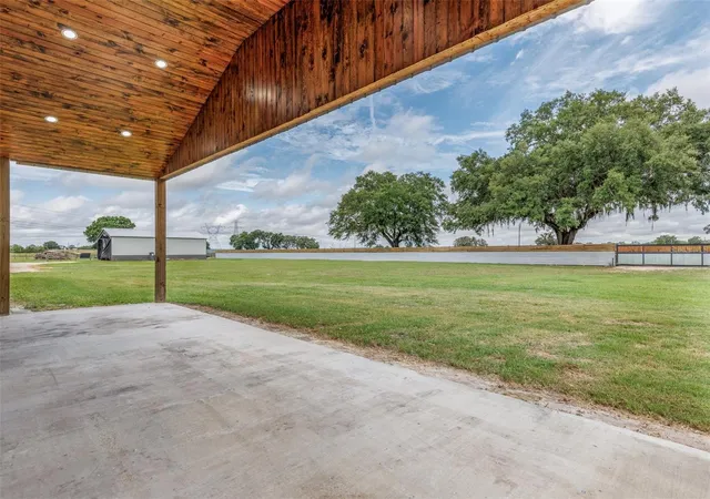 Photo 2 of House for sale at 1285 102nd Blvd A, Wildwood, FL 34785 | MLS# OM729915 | Listing updated on 2026-09-18