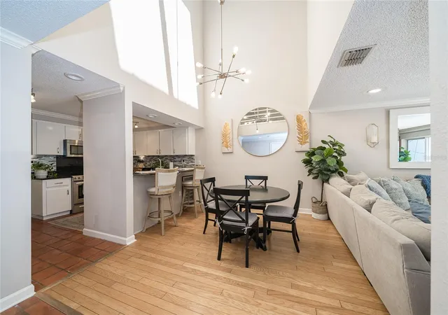 4th image of 2939 W Knights Ave, Tampa, FL 33611 | MLS# TB8536670