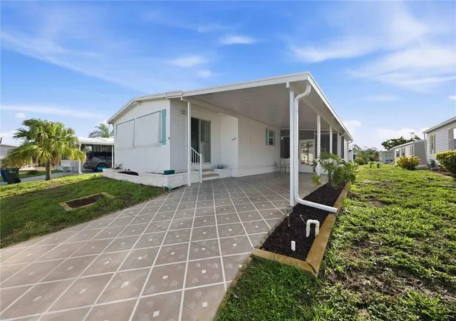 1st image of 16 N Granada Plz, Englewood, FL 34223 | MLS# D6148333